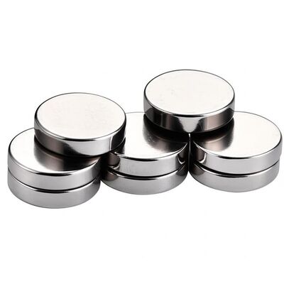 Kalite Disk Özel Neodymium Mıknatısları Kalınlığı 2mm Endüstriyel Uygulamalar için Kesinlikle Mühendislik Güçlü Manyetik Çözümler Fabrika